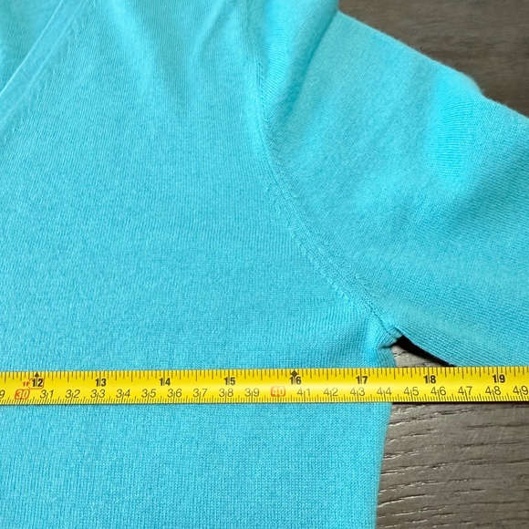 Saks Fifth Avenue Women’s Silk/ Cashmere turquoise Pullover Sweater Size M - Picture 5 of 7